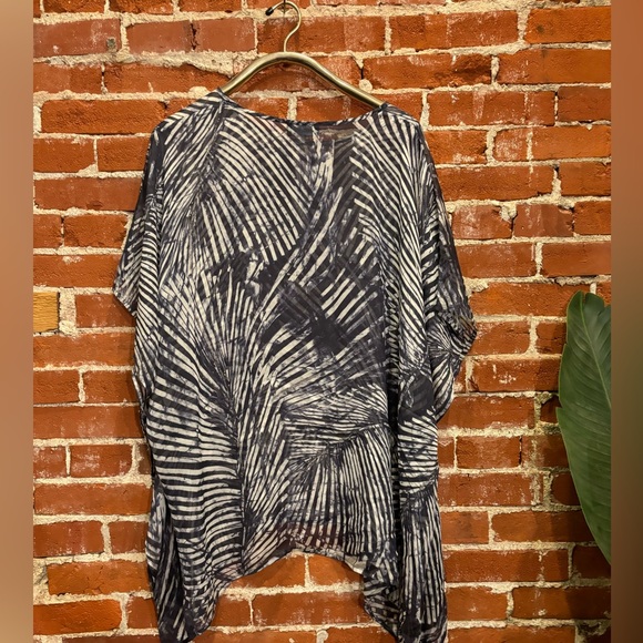 Eskandar (size 0) 100% Silk Blue Feather Abstract Print Silk Kaftan Poncho Top - Picture 2 of 6